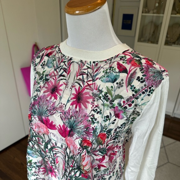 EUC Ted Baker London Silk Blend Floral Sweater - Picture 3 of 9